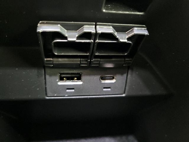 Photo of 2022 Silver Toyota Camry