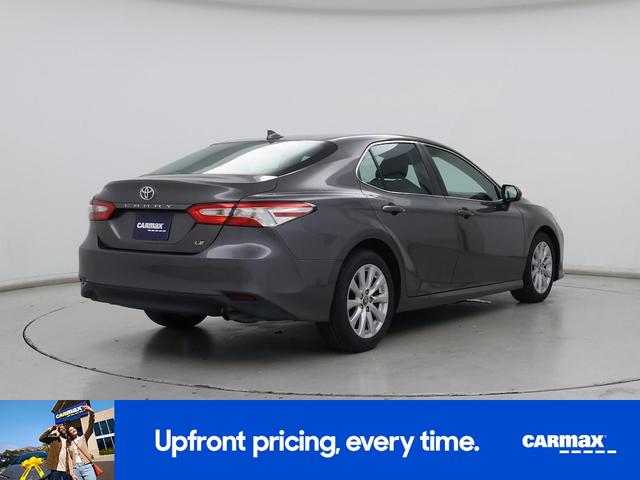 Photo of 2019 Gray Toyota Camry
