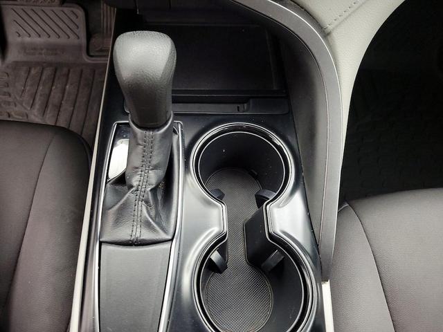 Photo of 2019 Gray Toyota Camry