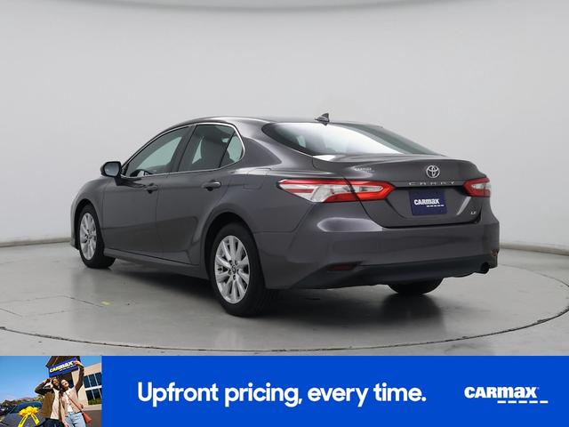 Photo of 2019 Gray Toyota Camry