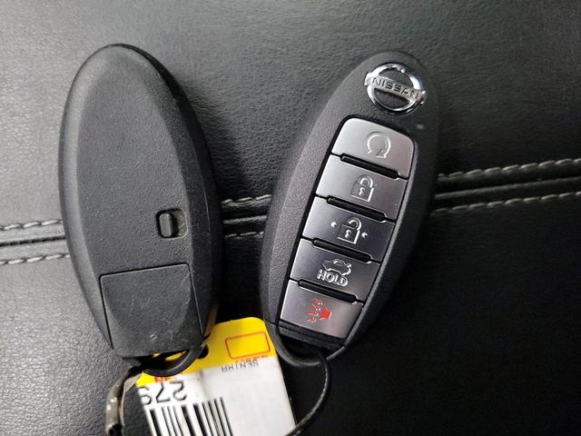 Photo of 2021 Blue Nissan Sentra