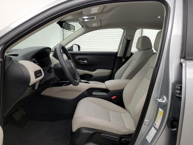 Photo of 2025 Silver Honda HR-V