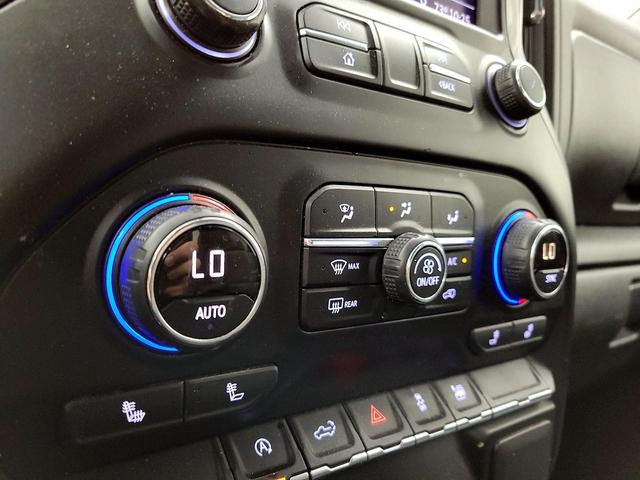 Photo of 2019 Black Chevrolet Silverado 1500