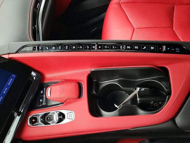 Photo of 2025 White Chevrolet Corvette