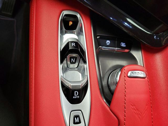 Photo of 2025 White Chevrolet Corvette