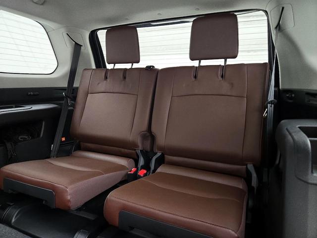 Photo of 2016 Gray Toyota 4Runner