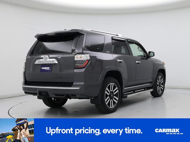 Photo of 2016 Gray Toyota 4Runner