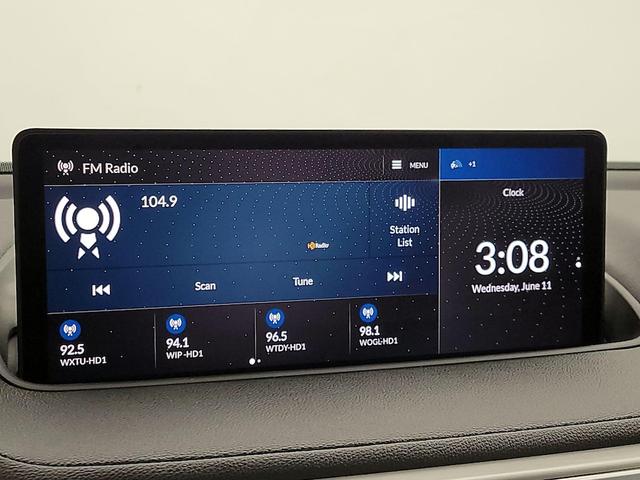 Photo of 2023 White Acura MDX