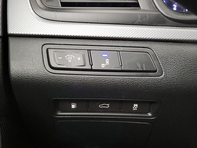 Photo of 2019 White Hyundai SONATA