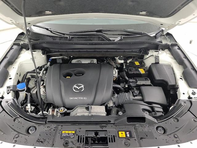 Photo of 2023 White Mazda CX-5