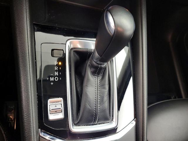 Photo of 2023 White Mazda CX-5