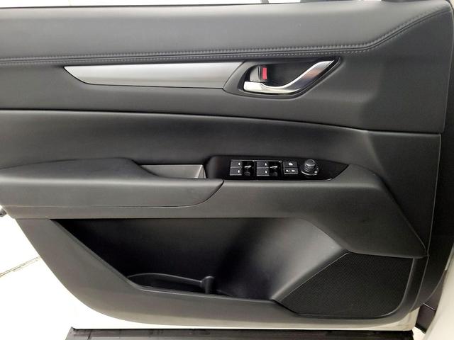 Photo of 2023 White Mazda CX-5