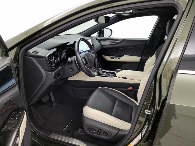 Photo of 2022 Green Lexus NX 350