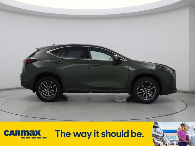 Photo of 2022 Green Lexus NX 350