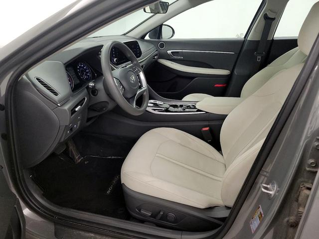 Photo of 2023 Gray Hyundai SONATA