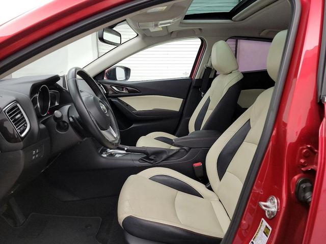 Photo of 2016 Red Mazda Mazda3