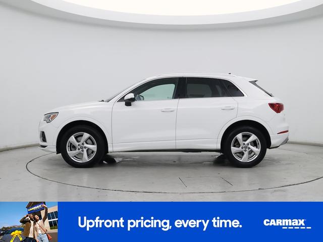 Photo of 2019 White Audi Q3