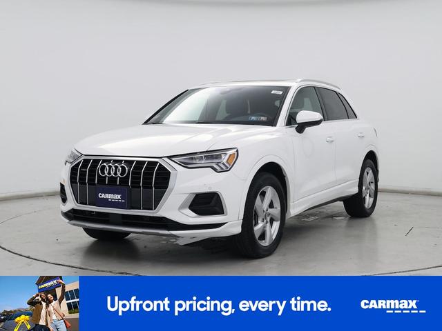Photo of 2019 White Audi Q3