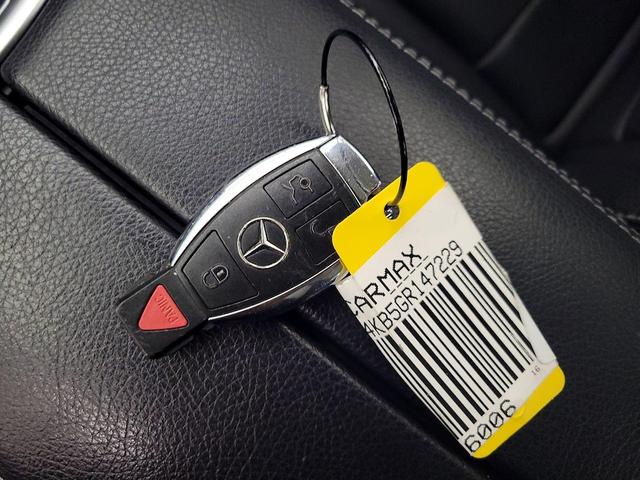 Photo of 2016 White Mercedes-Benz C-Class