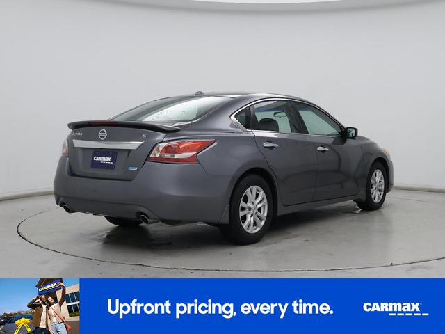 Photo of 2014 Gray Nissan Altima