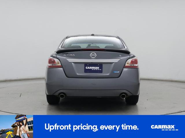 Photo of 2014 Gray Nissan Altima