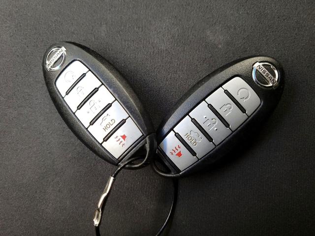 Photo of 2014 Gray Nissan Altima