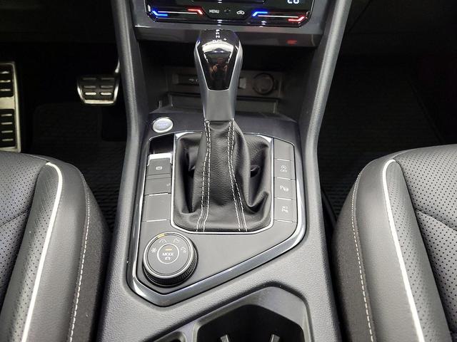 Photo of 2022 White Volkswagen Tiguan