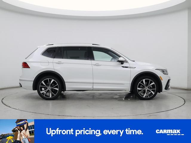 Photo of 2022 White Volkswagen Tiguan