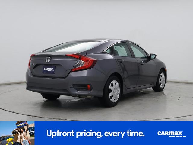 Photo of 2018 Gray Honda Civic