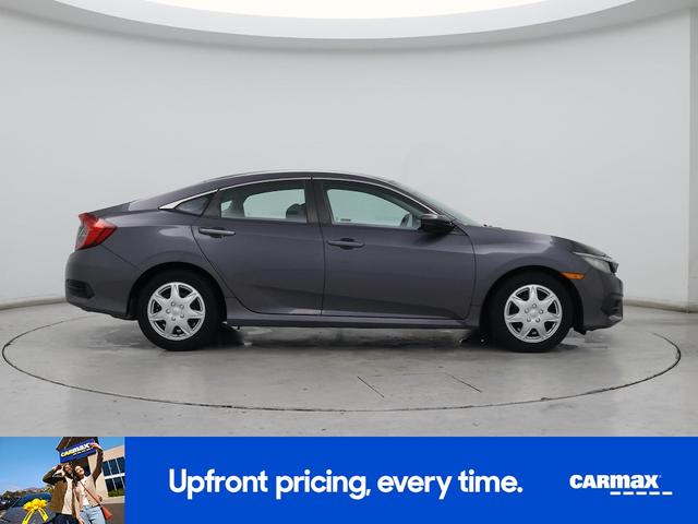 Photo of 2018 Gray Honda Civic
