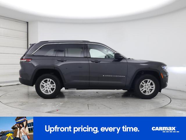 Photo of 2022 Gray Jeep Grand Cherokee