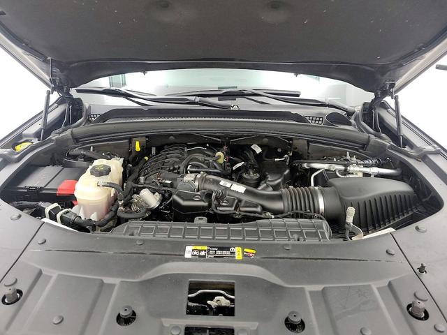Photo of 2022 Gray Jeep Grand Cherokee