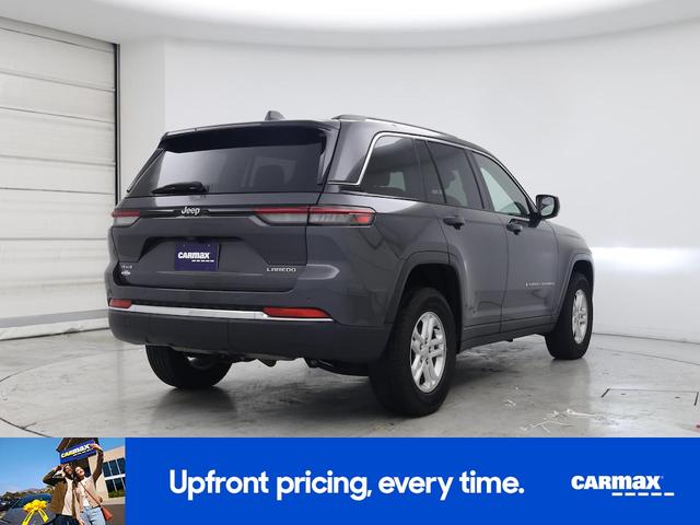 Photo of 2022 Gray Jeep Grand Cherokee