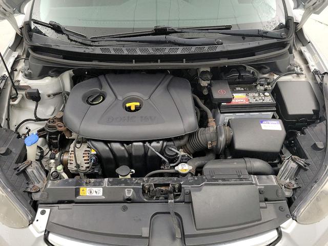 Photo of 2013 Gray Hyundai ELANTRA