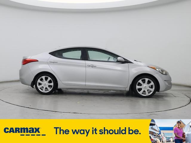 Photo of 2013 Gray Hyundai ELANTRA