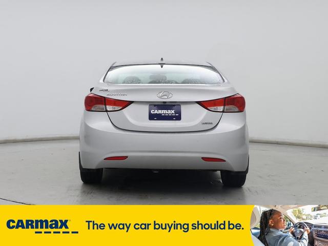 Photo of 2013 Gray Hyundai ELANTRA