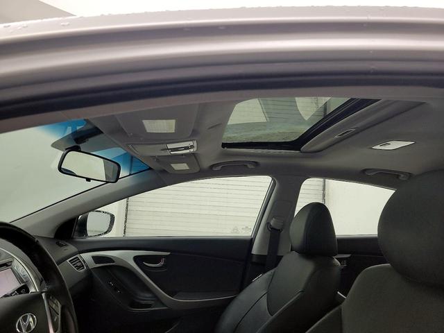 Photo of 2013 Gray Hyundai ELANTRA