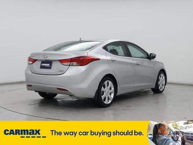 Photo of 2013 Gray Hyundai ELANTRA