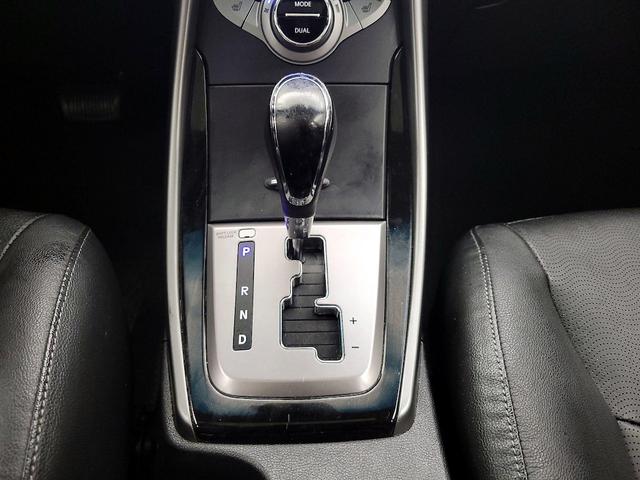 Photo of 2013 Gray Hyundai ELANTRA