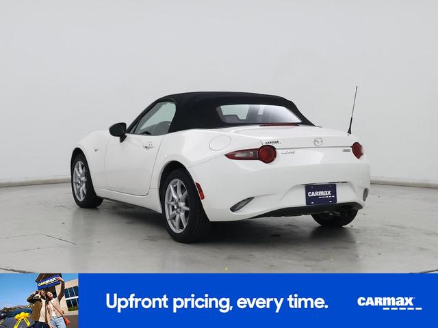 Photo of 2016 White Mazda MX-5 Miata