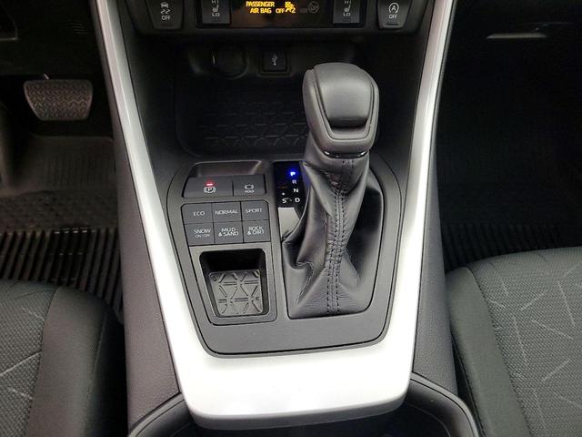 Photo of 2022 Silver Toyota RAV4