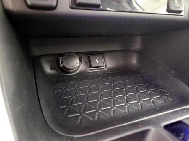 Photo of 2022 Silver Toyota RAV4
