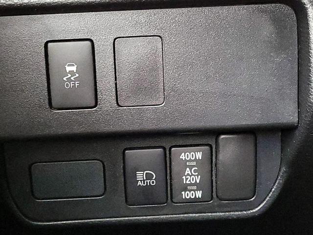 Photo of 2021 Gray Toyota Tacoma