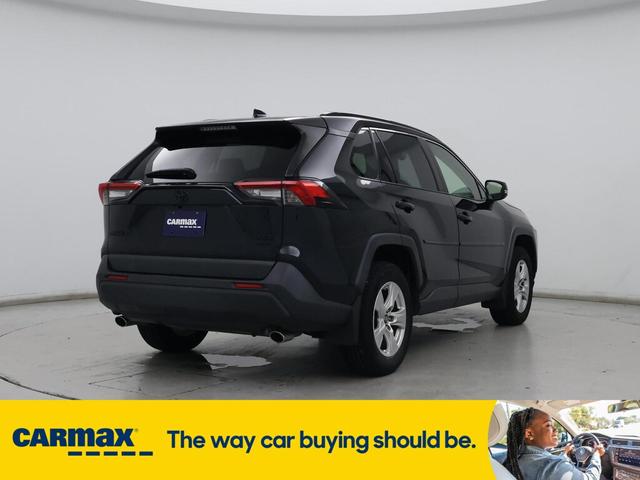 Photo of 2019 Black Toyota RAV4