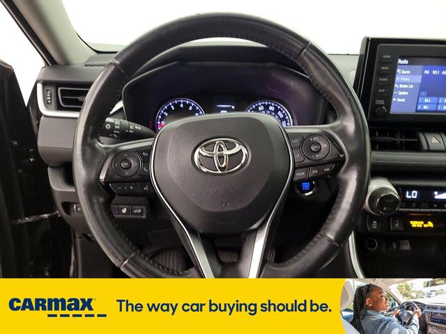 Photo of 2019 Black Toyota RAV4