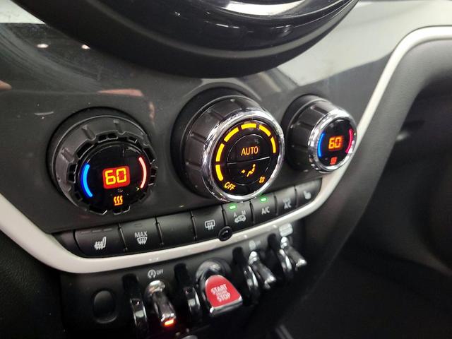 Photo of 2019 White MINI Countryman