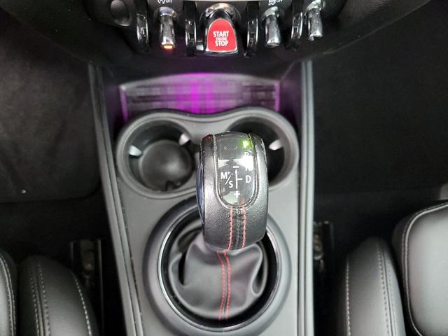 Photo of 2019 White MINI Countryman