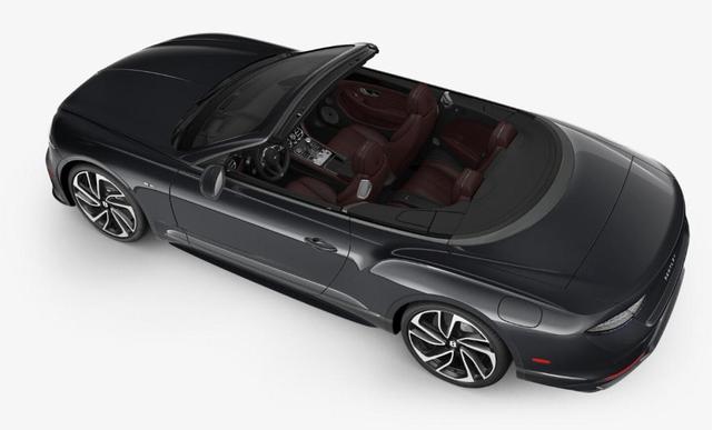 Photo of 2025 Titanium Gray Bentley Continental GT