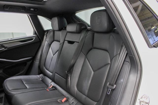 Photo of 2025 White Porsche Macan