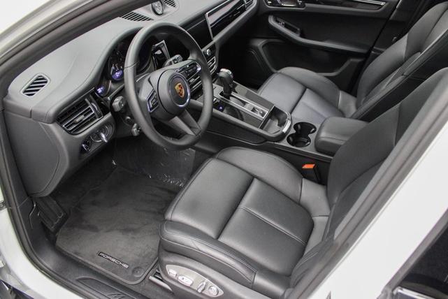 Photo of 2025 White Porsche Macan